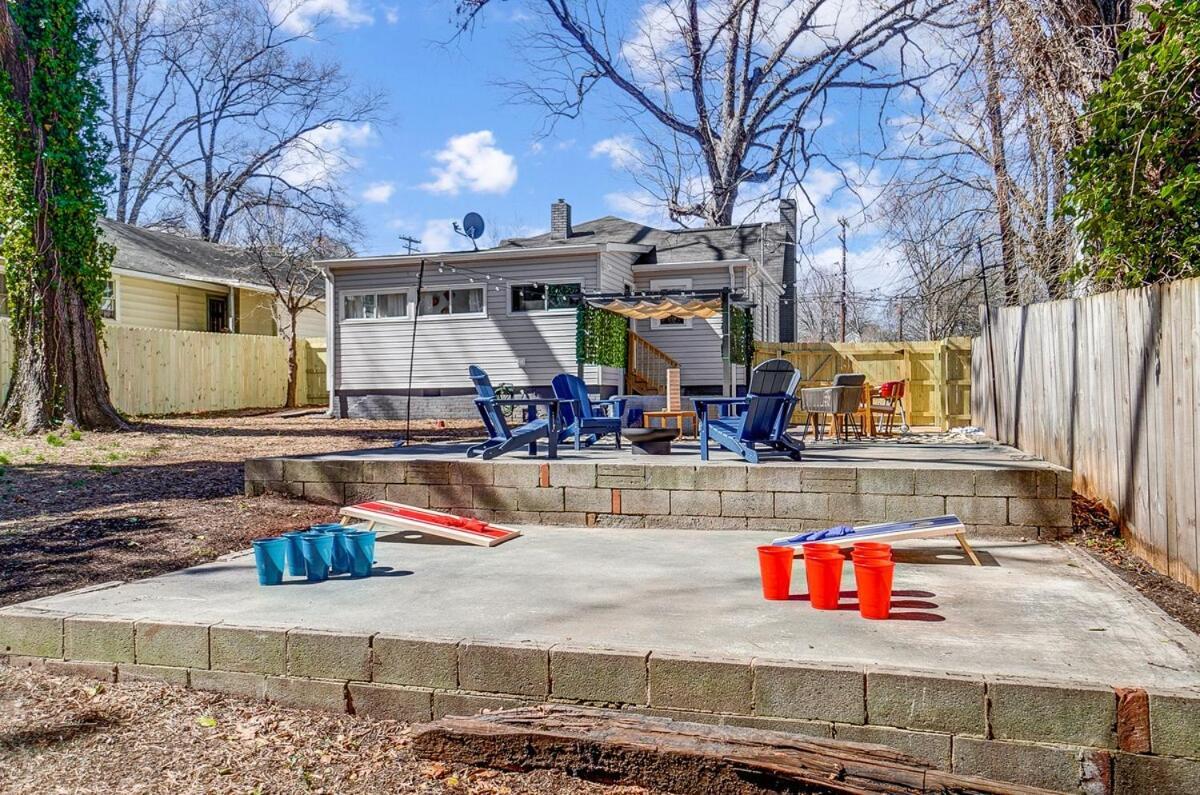 Cozy House W Hot Tub & Big Yard Charlotte Extérieur photo